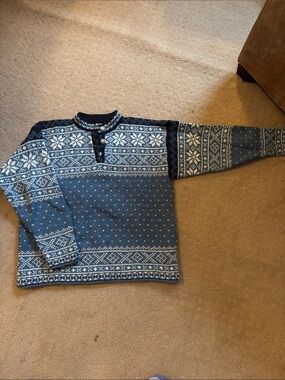 L.L. Bean Blue and Cream Fair Isle Henley Wool Sweater
